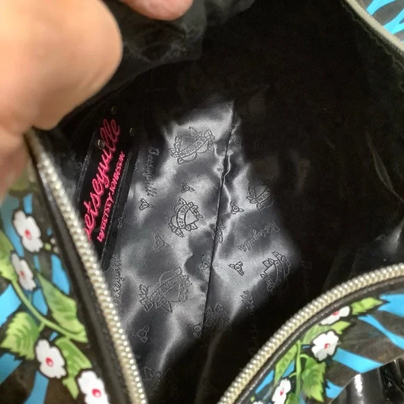 Betsey Johns Betseyville Strawberry Floral Handbag Vintage - Picture 9 of 11